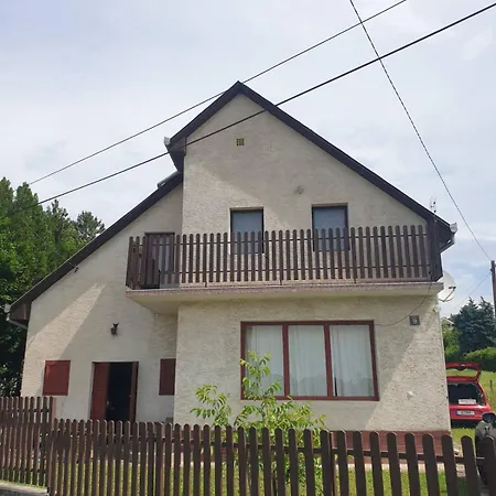 Happy Family House * Velence